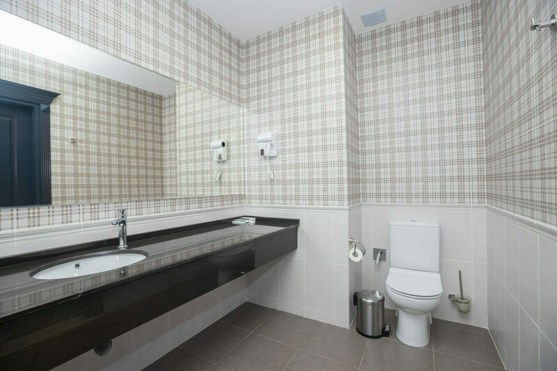 Family 4-местный (с видом на озеро)