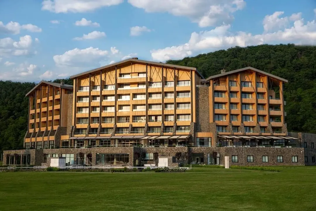 Отель Chenot Palace Health Wellness Hotel, Габала, Габалинский район