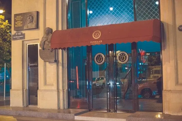 Отель Dondar Hotel Baku, Баку, Бакинский экономический округ