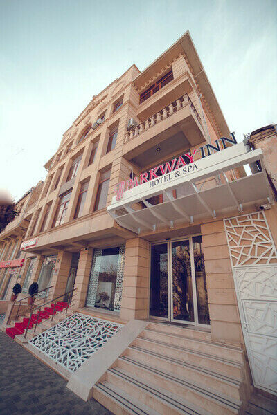 Отель Parkway Inn Hotel (Парквей Инн), Бакинский экономический округ, Баку