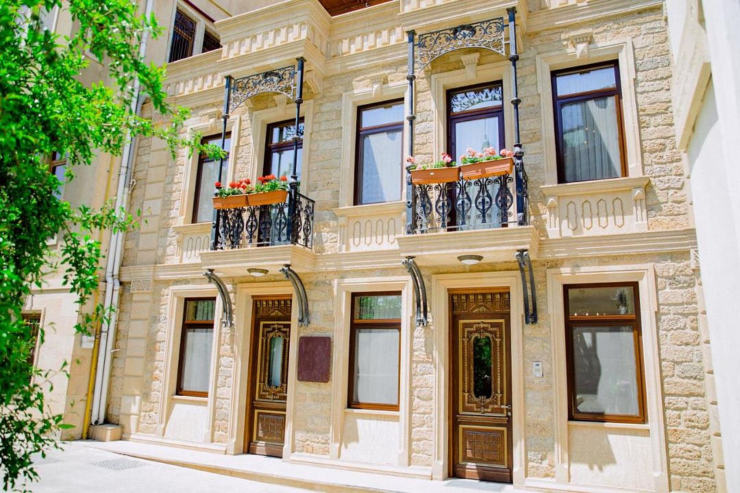 Бутик-отель Royal Antique Boutique Hotel, Баку, Бакинский экономический округ