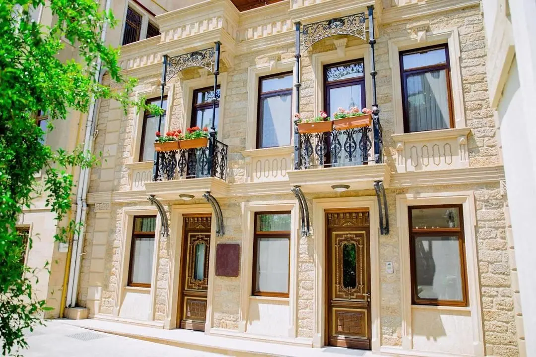 Бутик-отель Royal Antique Boutique Hotel, Баку, Бакинский экономический округ