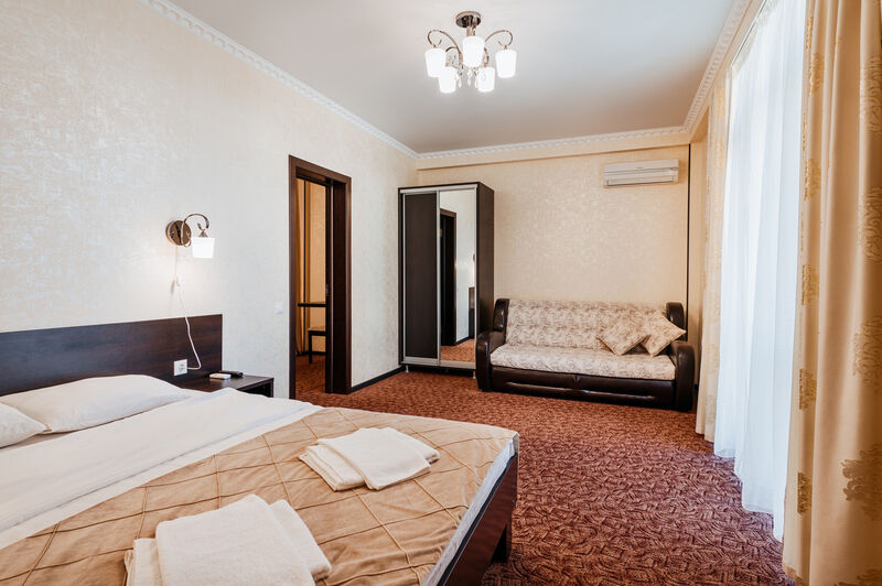 Полулюкс 5-местный