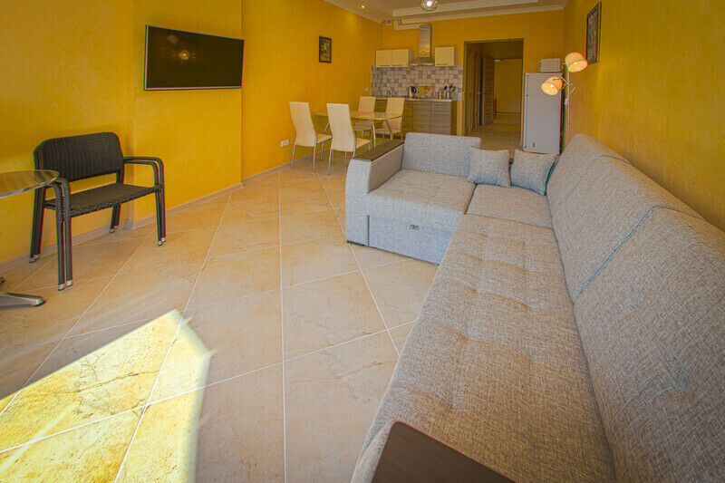 Улучшенные апартаменты с одной спальней  (6)