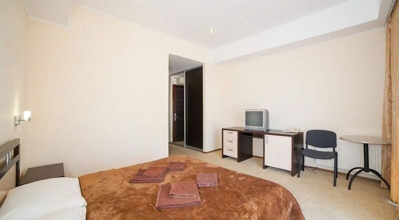 Стандартный 2-местный (без балкона) (4)