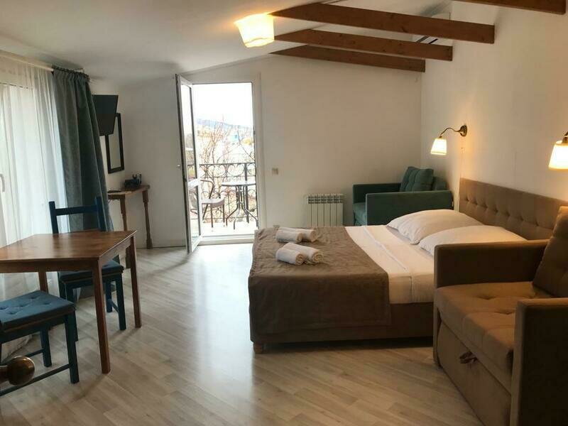 Стандартный Улучшенный 2-местный 1-комнатный (с балконом)