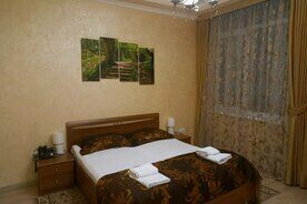 Эконом Бюджет 2-местный 1-комнатный (одна двуспальная кровать), Отель VK Hotel Royal, Алушта