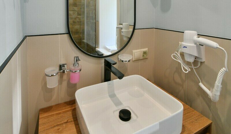 Коттедж 15, 15а