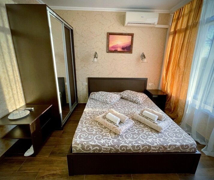 Делюкс 3-местный (без балкона)