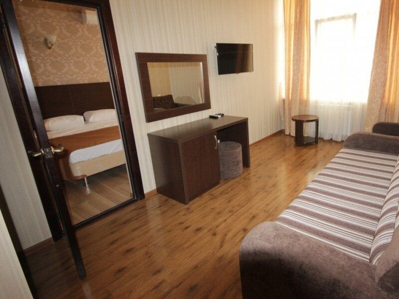 Люкс 3-местный 2-комнатный