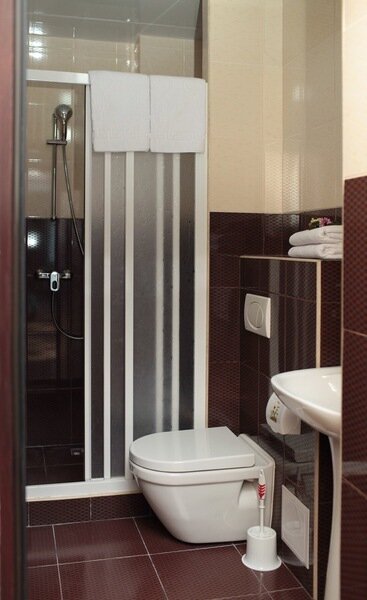 ЛЮКС 2-МЕСТНЫЙ 1-КОМНАТНЫЙ (8)