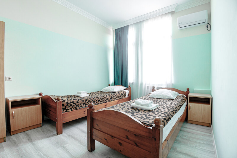 Стандартный 2-местный (TWIN,  с балконом)