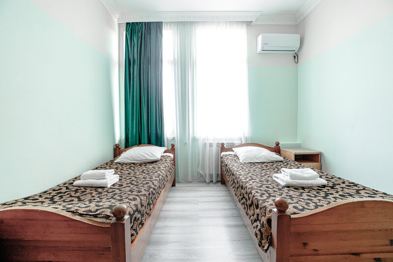 Стандартный 2-местный (TWIN,  с балконом)