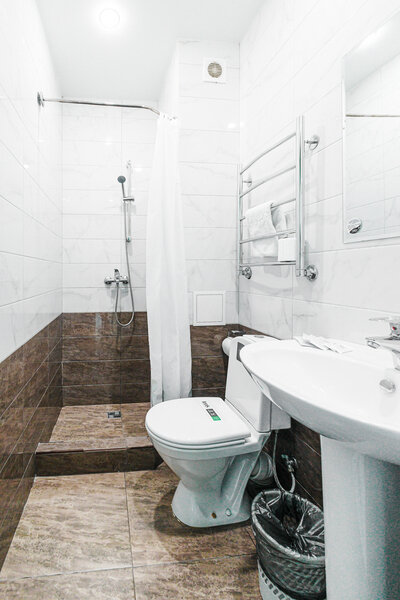 Стандартный 2-местный (TWIN,  с балконом)