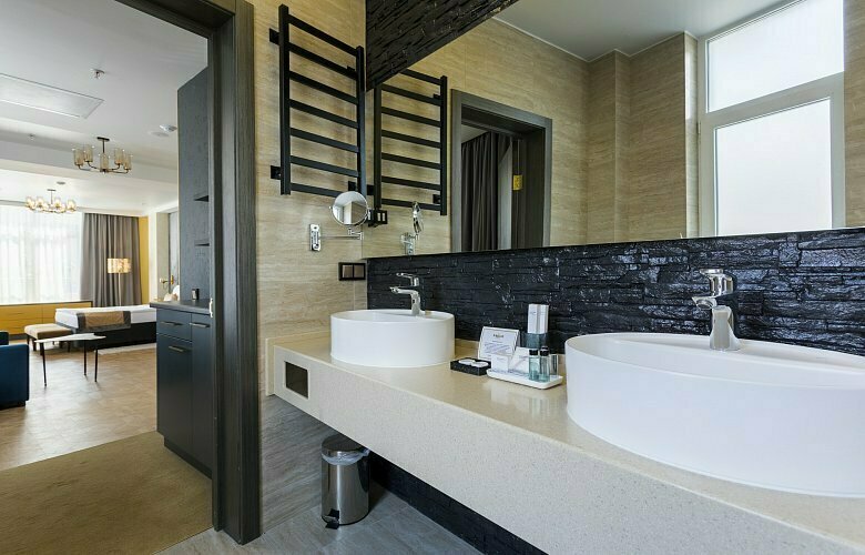 Люкс Семейный 3-местный 1-комнатный (7)