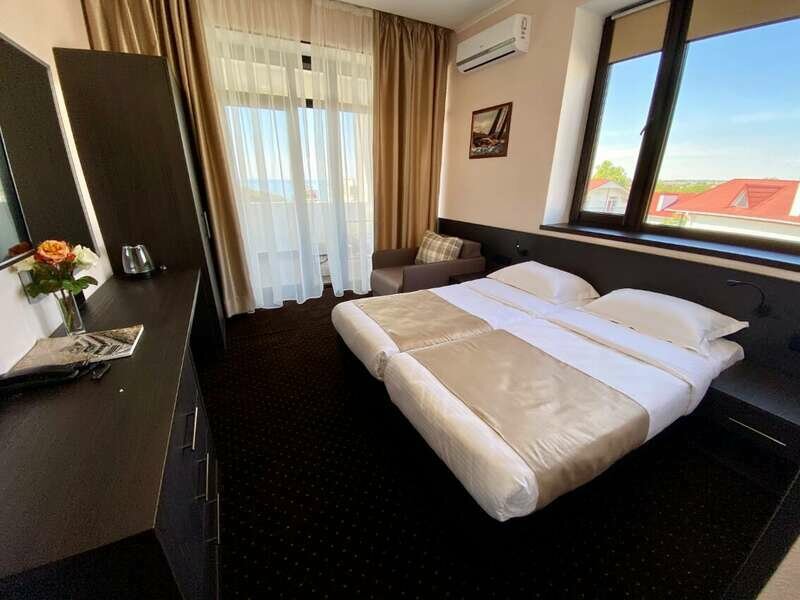 Полулюкс 3-местный 1-комнатный (6)