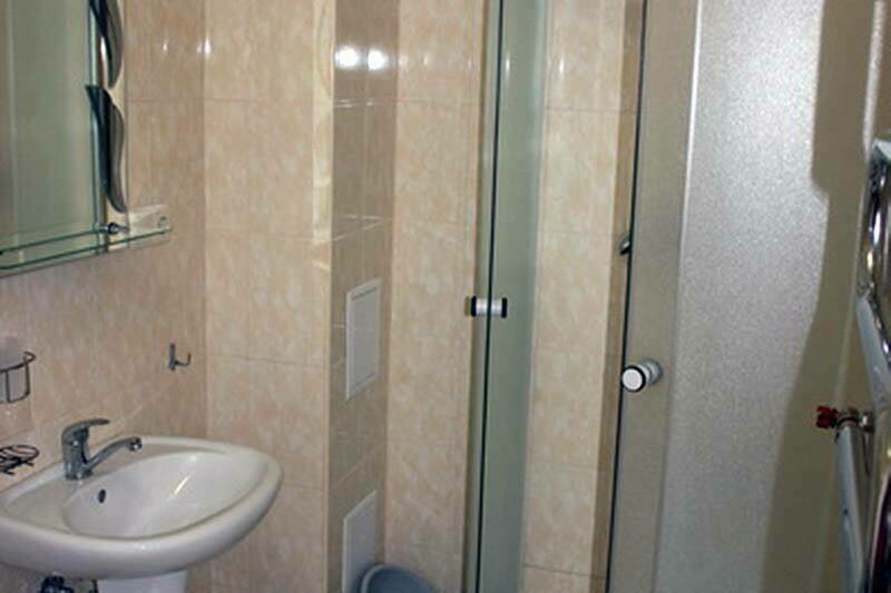 Стандартный 4-местный 1-комнатный (6)