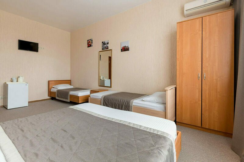 Стандартный 4-местный (вид на море)