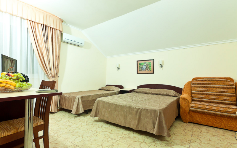 Стандартный 4-местный 2-комнатный