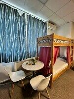 Кровать в общем 6-местном номере для женщин, Хостел В Питере жить, Санкт-Петербург