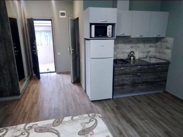 Апартаменты 4-местные Люкс (с балконом)