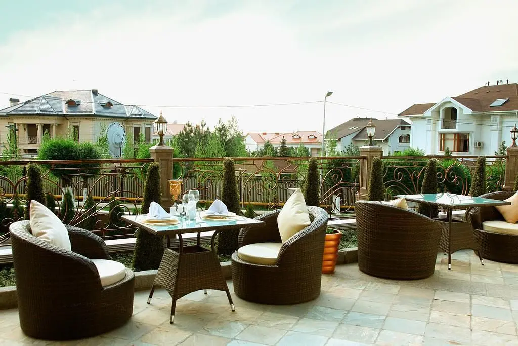 Терраса | Royal Tulip Almaty, Алматинская область