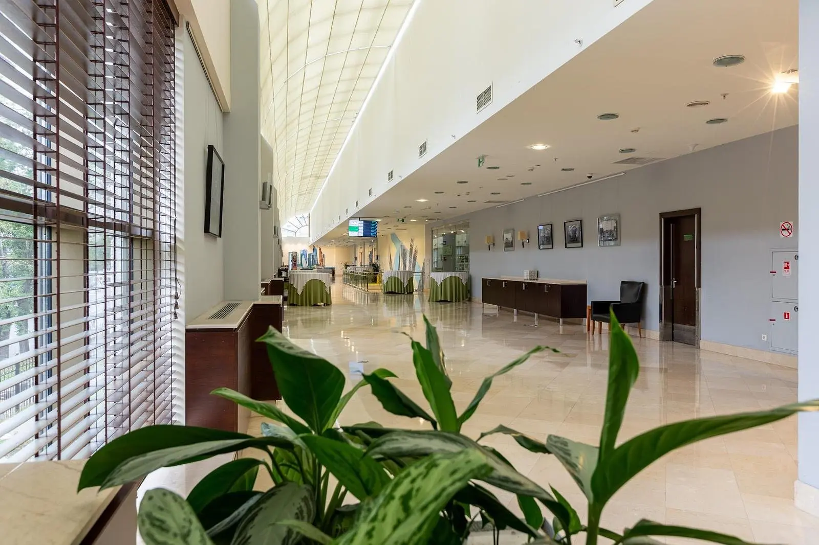 Холл | Holiday Inn Moscow, Московская область