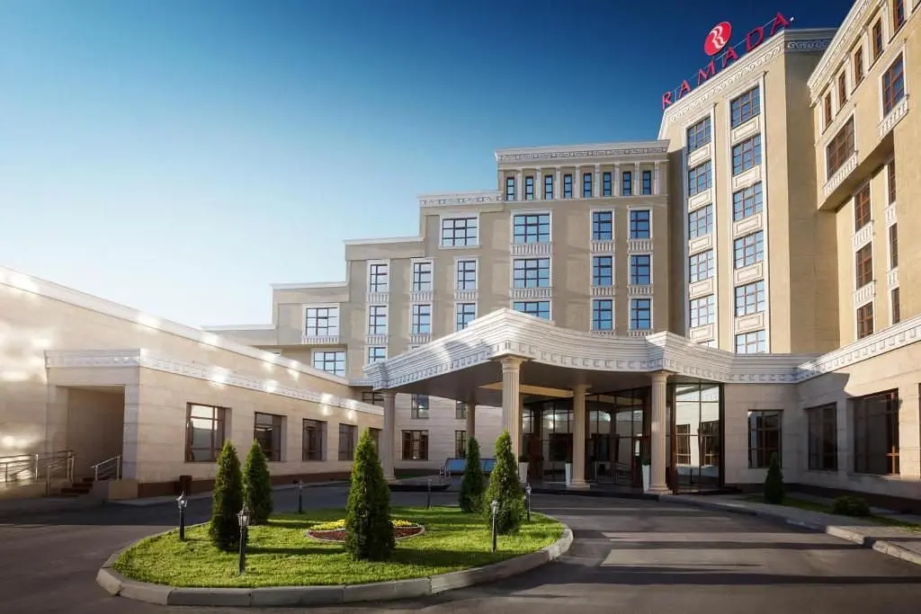 Отель Ramada by Wyndham Almaty, Алма-Ата, Алматинская область