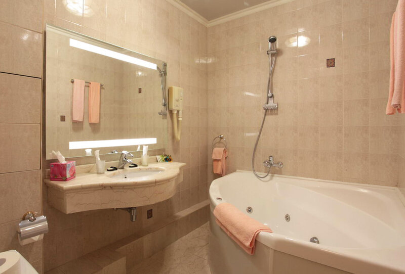 Люкс 2-местный 2-комнатный (корпус Роял-2)