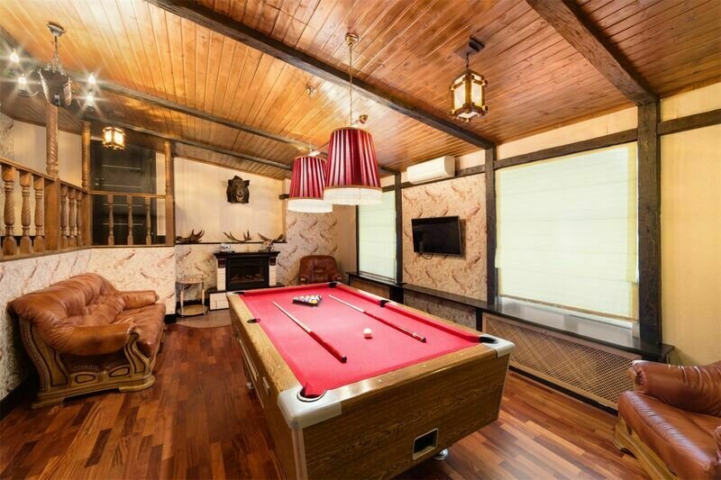 Люкс 2-местный 2-уровневый (бильярд, ванна)