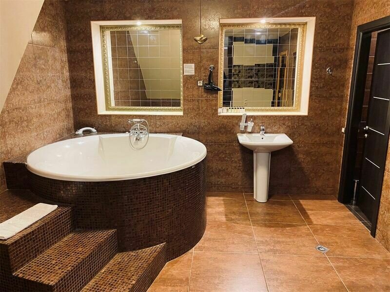 Люкс 2-местный 2-уровневый (сауна, ванна)