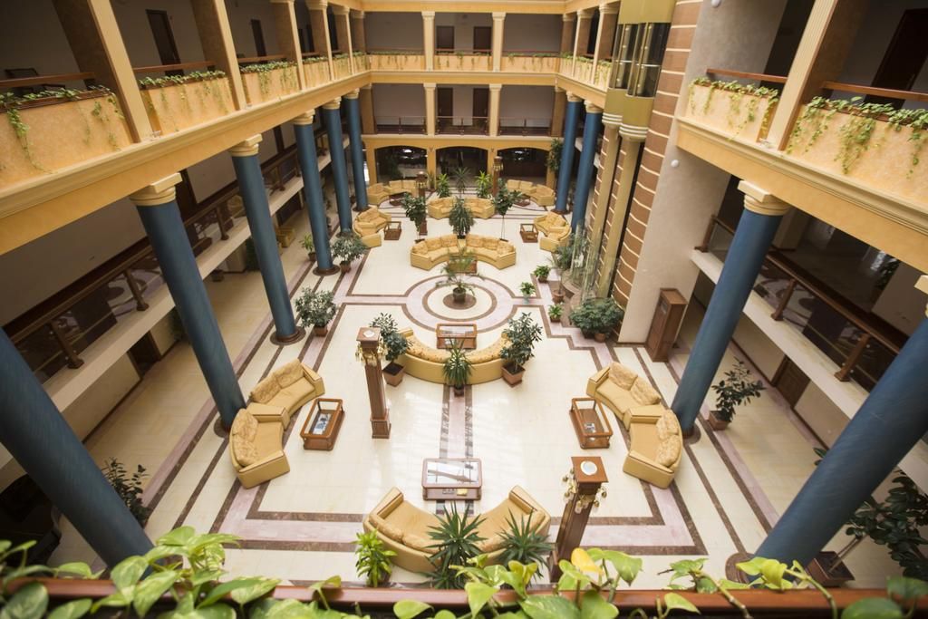 Территория | Russia Hotel, Ереван