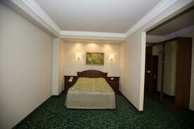 Senior suite 2местный, Отель Russia Hotel, Ереван