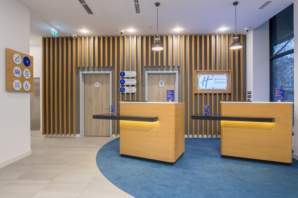 Ресепшен | Holiday Inn Express, Ереван