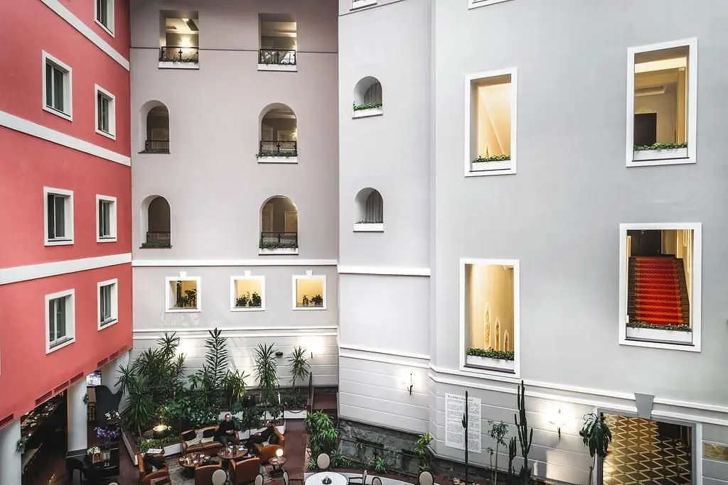 Отель Grand Hotel Yerevan бывш. «Royal Tulip Grand», Ереван, Ереван