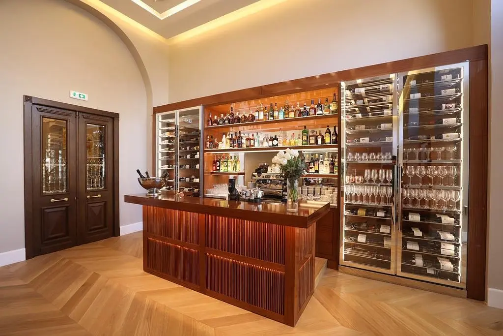 Бар | Grand Hotel Yerevan бывш. «Royal Tulip Grand», Ереван