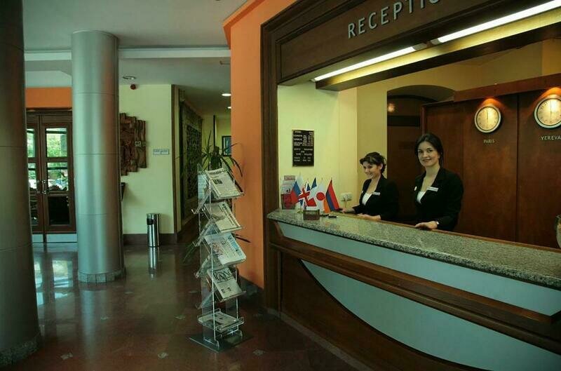 Ресепшн | Ararat hotel, Ереван