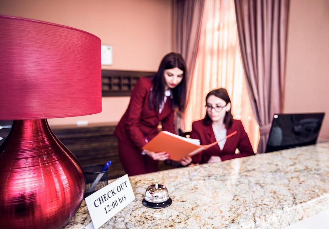 Ресепшн | Yerevan Deluxe Hotel, Ереван