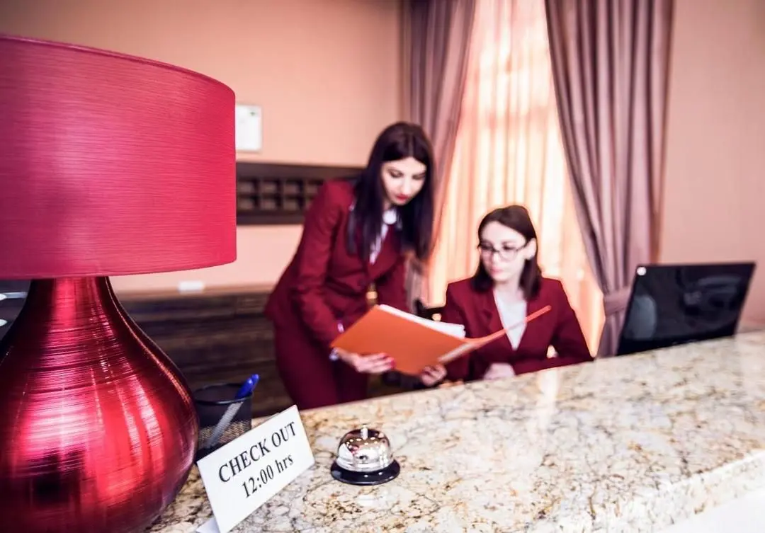Ресепшн | Yerevan Deluxe Hotel, Ереван