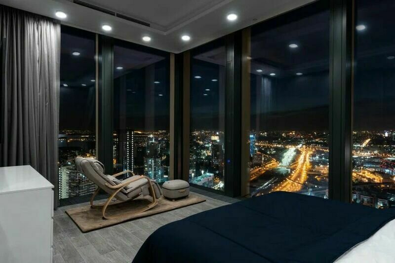 Апартаменты 2-местный 2-комнатный (люкс 43 этаж, 80 кв. м, ЖК Neva Towers)