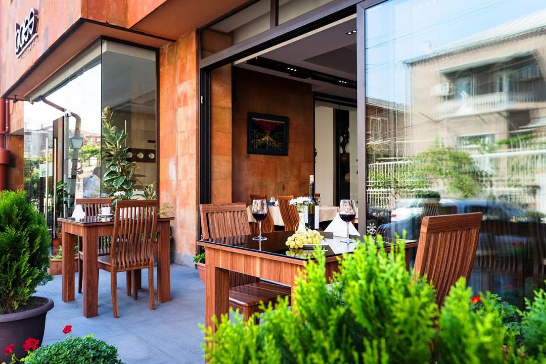 Вход | BASS Boutique, Ереван