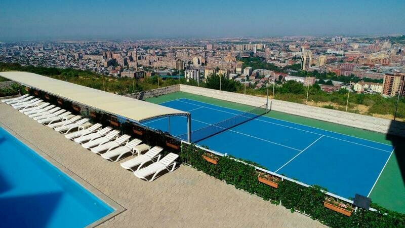 Теннисный корт | Panorama Resort, Ереван
