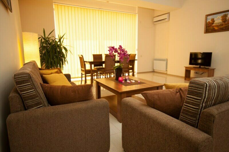 Suite 6-местный (3-комнатный)