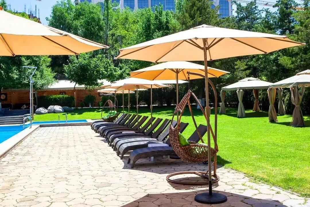 Шезлонги | President hotel, Ереван