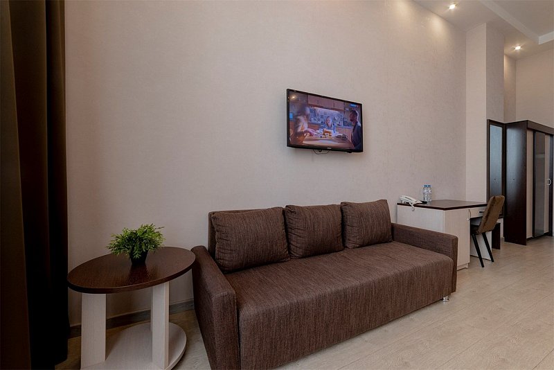 Улучшенный 2-местный (с диваном)