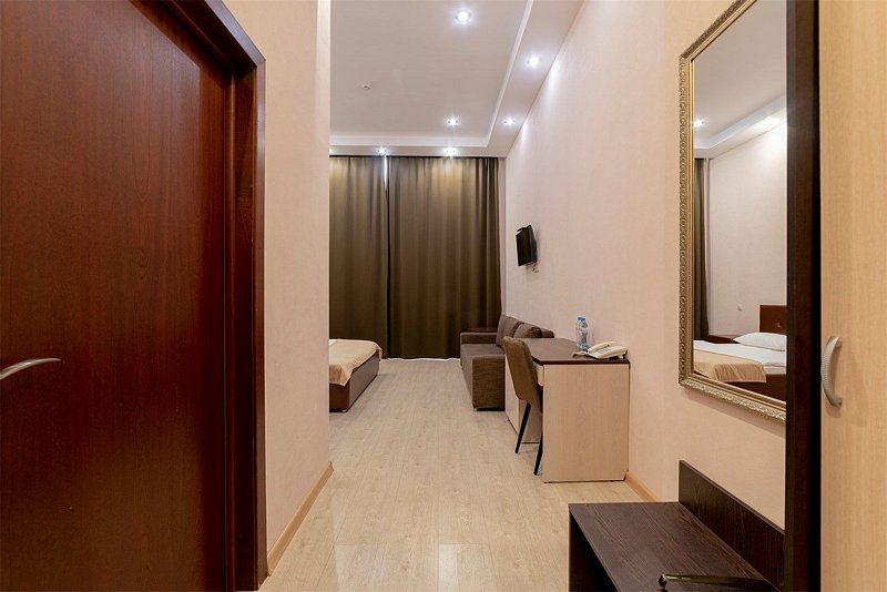 Улучшенный 2-местный (с диваном)