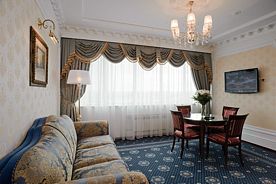 Suite 2 местный 3 комнатный, Гостиница ГРИНН, Орёл