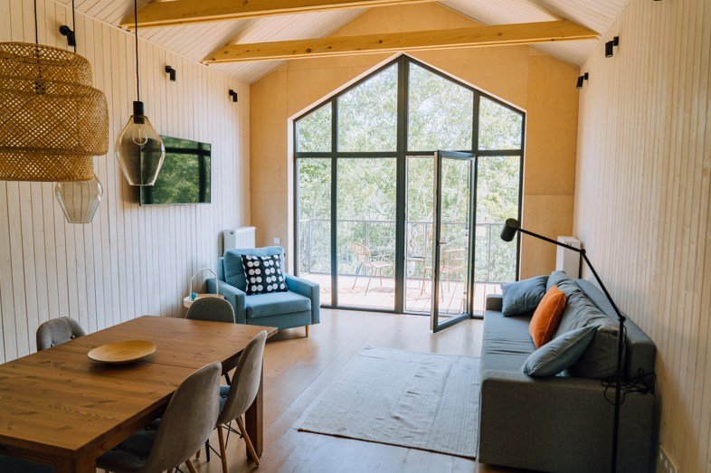 Дом 4-местный (Gray House)