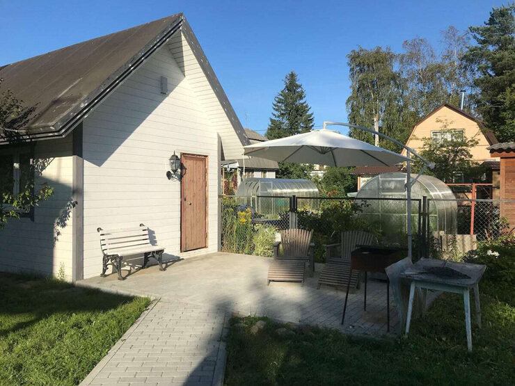 Дом 6-местный «Лора» (с участком)