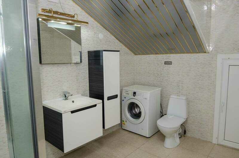 Апартаменты 6-местный 3-комнатный (кв. 1а)